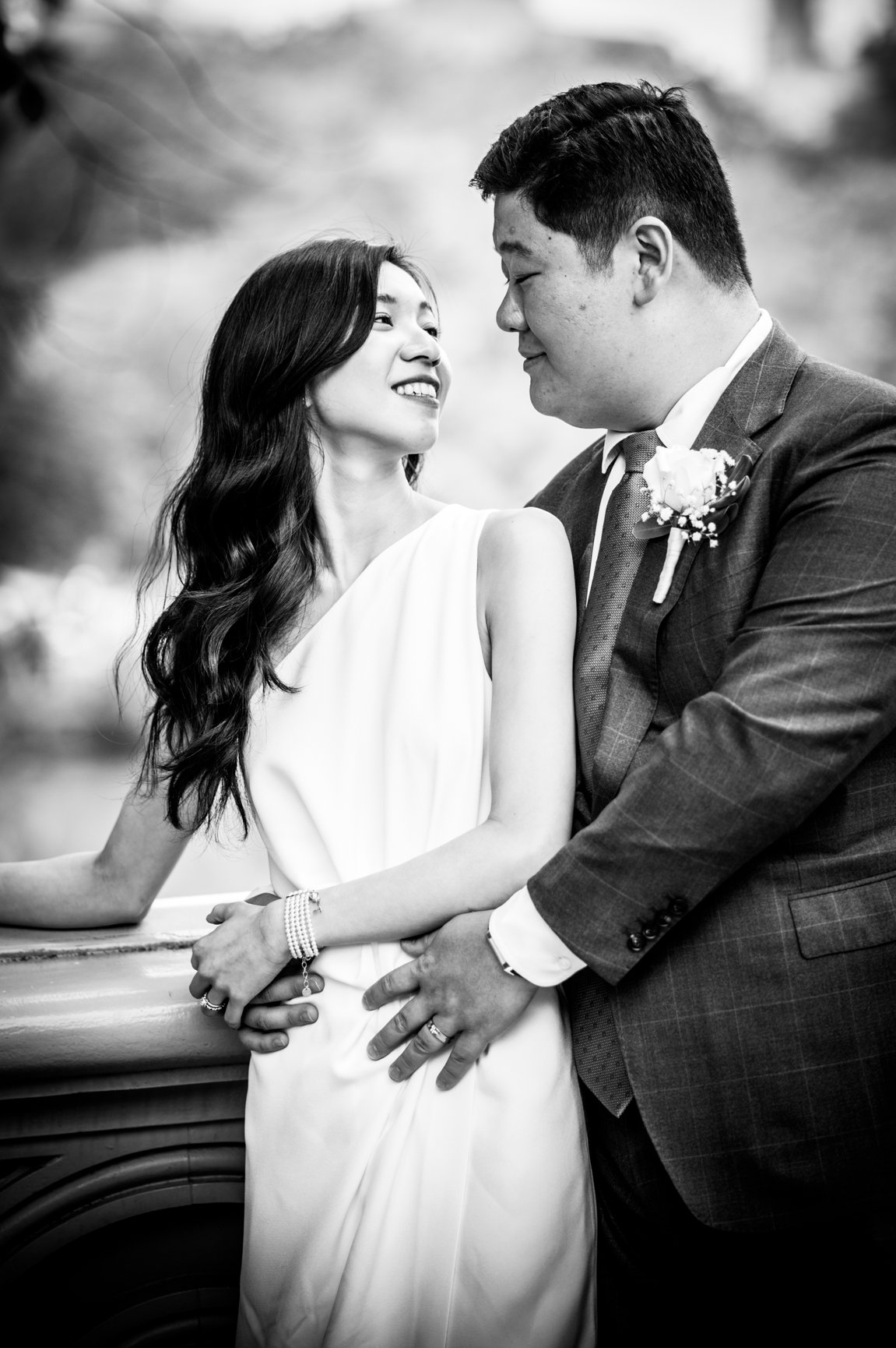 Tzuchin and Alan at their elopement, photograph 12 of 15