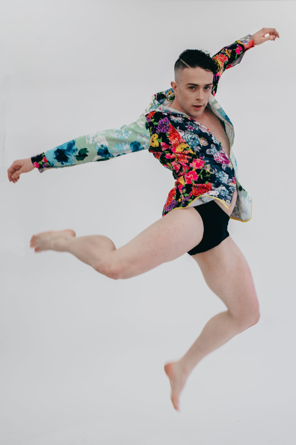Eoghan — glam and fine art portrait, photograph 1 of 15