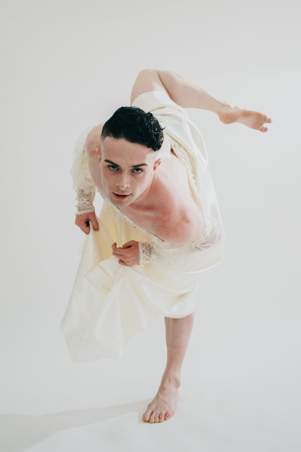 Eoghan — glam and fine art portrait, photograph 9 of 15
