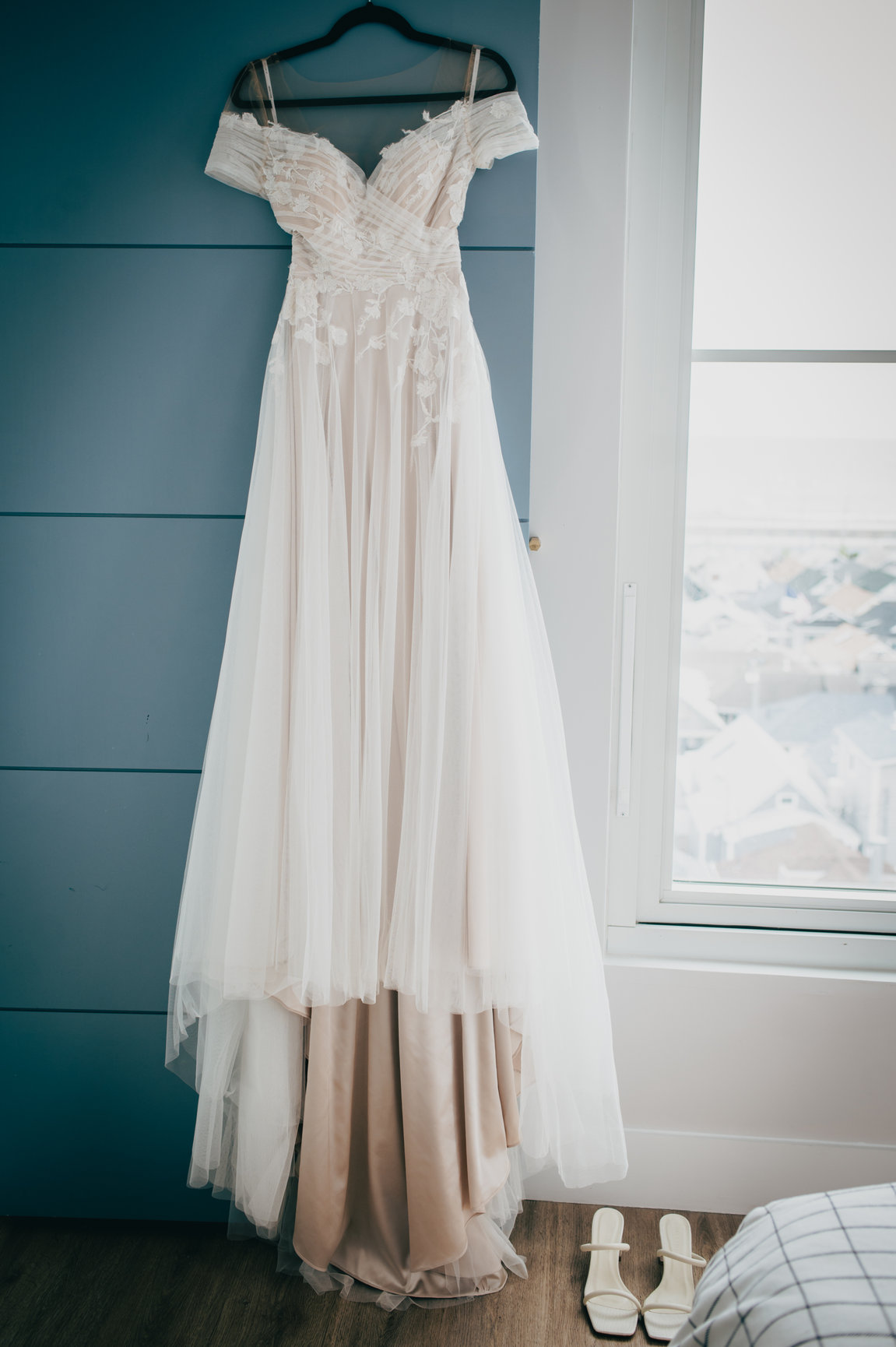 Rachel and David on their wedding day, photograph 1 of 15